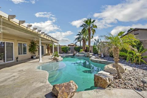 41271 Mackenzie Ln, Indio, CA 92203 photo 4