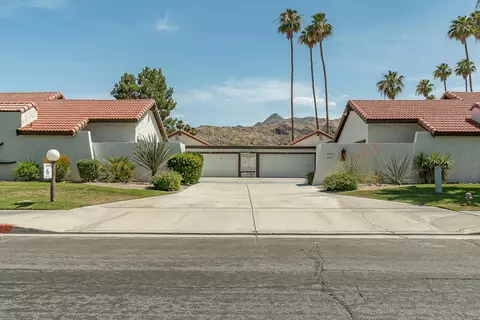 4545 E Seven Lakes Dr, Palm Springs, CA 92264
