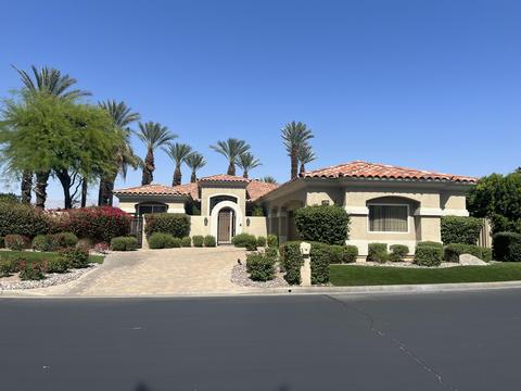 450 Bright Rock Dr, Palm Desert, CA 92211