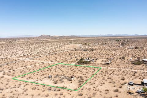 57628 Pine Rd, Landers, CA 92285 photo 5