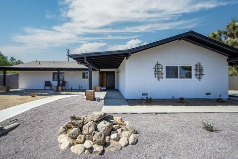 56595 Golden Bee Dr, Yucca Valley, CA 92284 photo 2
