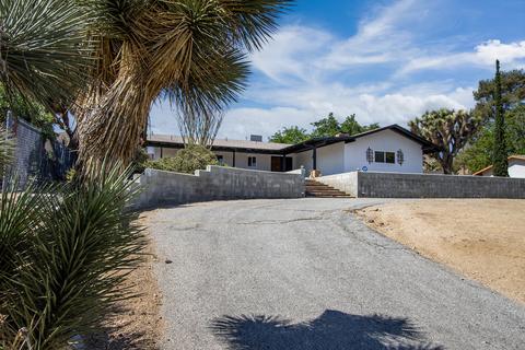 56595 Golden Bee Dr, Yucca Valley, CA 92284 photo 6