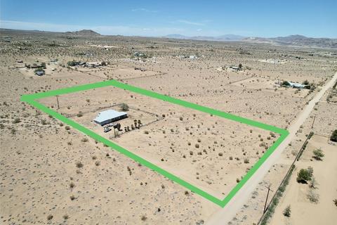 2568 Chapton Ln, Landers, CA 92285 photo 1