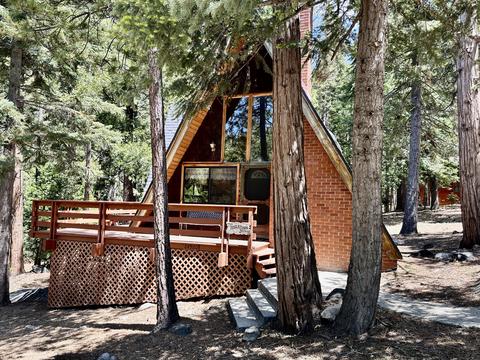 24560 Upper Rim Rock, Idyllwild, CA 92549