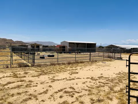 14223 Oden Dr, Apple Valley, CA 92307 photo 18