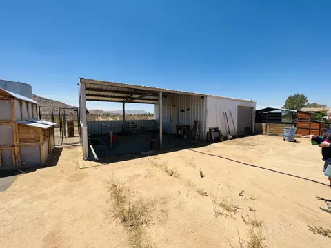 14223 Oden Dr, Apple Valley, CA 92307 photo 9