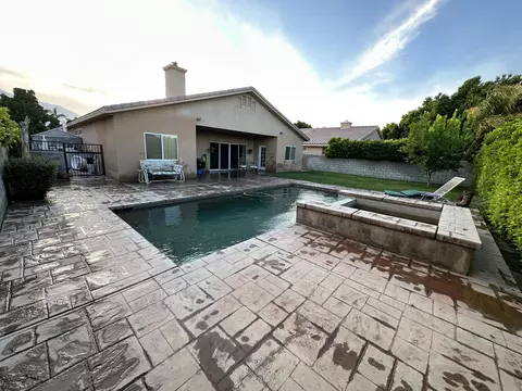 30650 Avenida Del Padre, Cathedral City, CA 92234