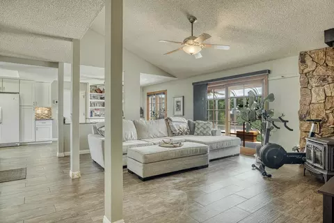 7405 Frontera Ave, Yucca Valley, CA 92284 photo 9