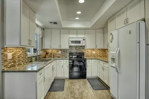 7405 Frontera Ave, Yucca Valley, CA 92284 photo 15