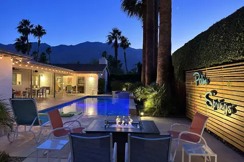 2140 E Calle Lileta, Palm Springs, CA 92262