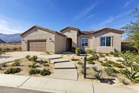 80-387 Palantine Ct, La Quinta, CA 92253