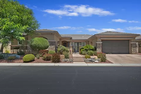 108 Azzuro Dr, Palm Desert, CA 92211