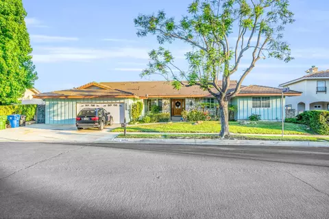 19168 Clymer St, Northridge, CA 91326