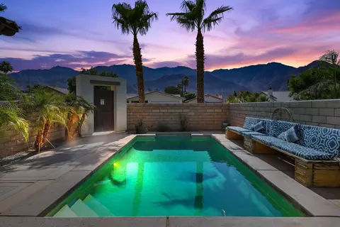 52090 Avenida Mendoza, La Quinta, CA 92253