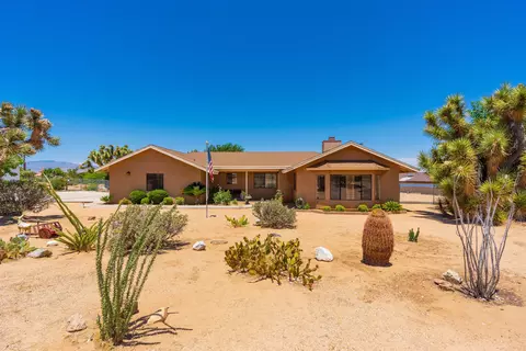 58686 Piedmont Dr, Yucca Valley, CA 92284