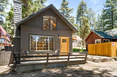 42752 Cougar Rd, Big Bear Lake, CA 92315 photo 2