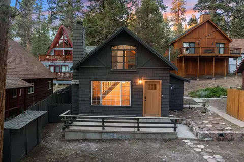 42752 Cougar Rd, Big Bear Lake, CA 92315