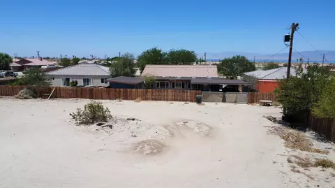 1224 Arctic Ave, Thermal, CA 92274