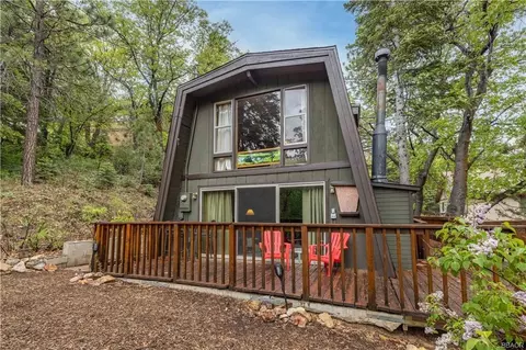 43527 Shasta Rd, Big Bear Lake, CA 92315