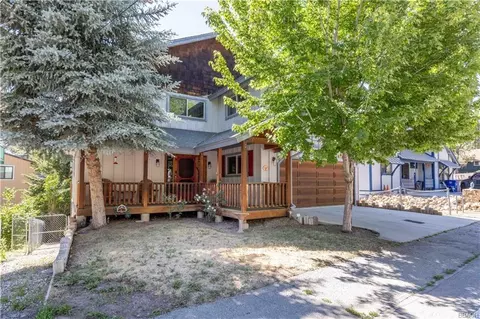 320 Edgemoor Rd, Big Bear Lake, CA 92315 photo 4