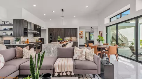 199 Obsidian Loop N, Palm Springs, CA 92264