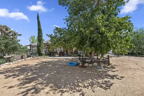 58979 Jana Ln, Landers, CA 92285 photo 1