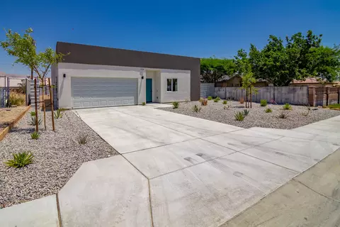 10920 Santa Cruz Rd, Desert Hot Springs, CA 92240