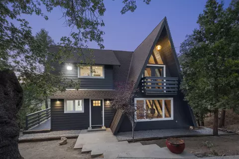 26441 Forest Hill Dr, Idyllwild, CA 92549