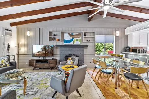 482 W Pico Rd, Palm Springs, CA 92262