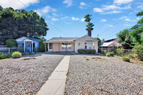 14036 Sayre St, Sylmar, CA 91342