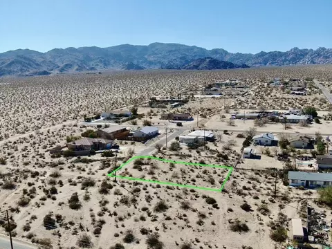 206 Indian Cir, Twentynine Palms, CA 92277