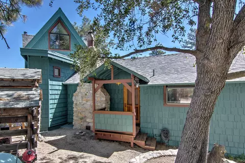 52890 Overlook Dr, Idyllwild, CA 92549