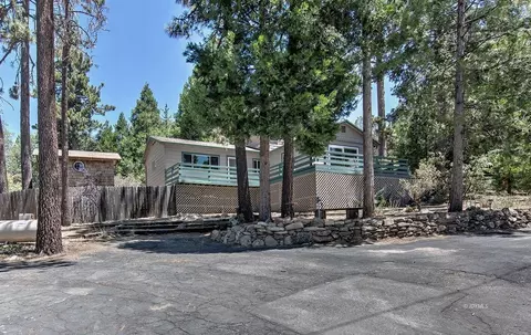 54400 Tahquitz View Dr, Idyllwild, CA 92549
