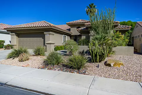 78622 Waterfall Dr, Palm Desert, CA 92211