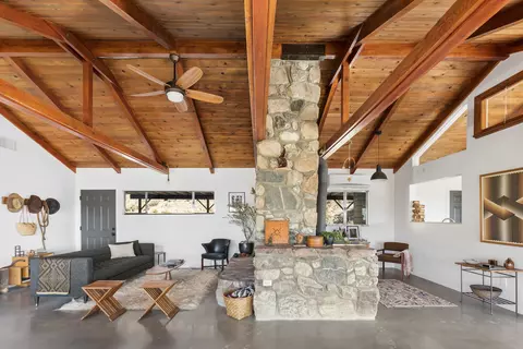 48889 Oak Dr, Morongo Valley, CA 92256 photo 13