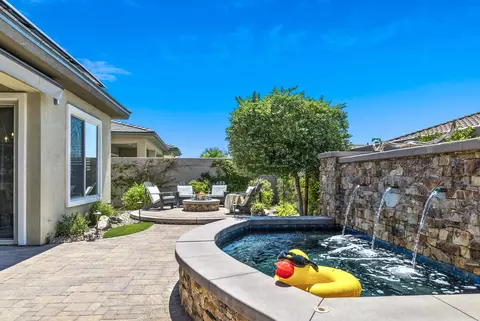 13 Pinot Noir, Rancho Mirage, CA 92270