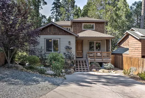 55135 John Muir Rd, Idyllwild, CA 92549