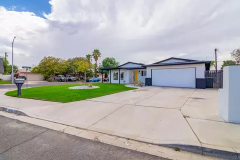 43933 Tracy Cir, Indio, CA 92201 photo 2