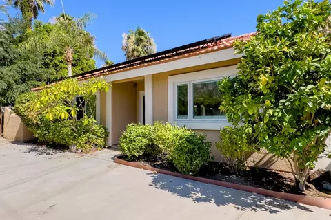 590 W Cabrillo Rd, Palm Springs, CA 92262