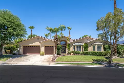 4 Excalibur Ct, Rancho Mirage, CA 92270
