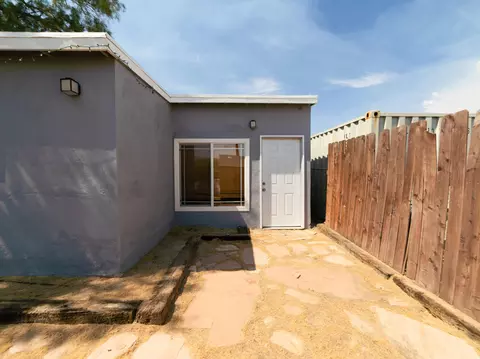 49610 Mojave Dr, Morongo Valley, CA 92256 photo 4