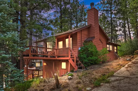434 Sugarloaf Blvd, Big Bear City, CA 92314