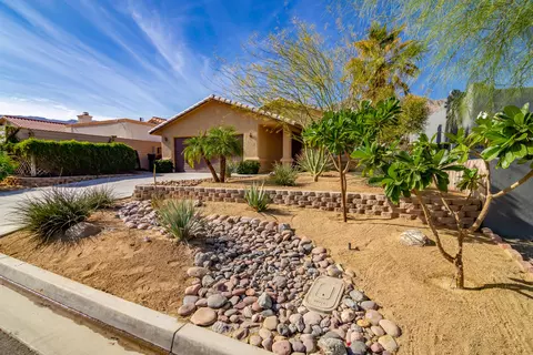53045 Avenida Alvarado, La Quinta, CA 92253