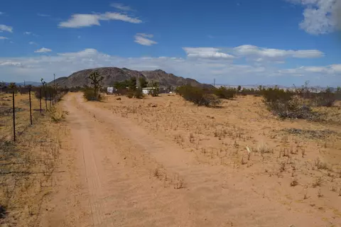 59075 Jana Ln, Landers, CA 92285 photo 24