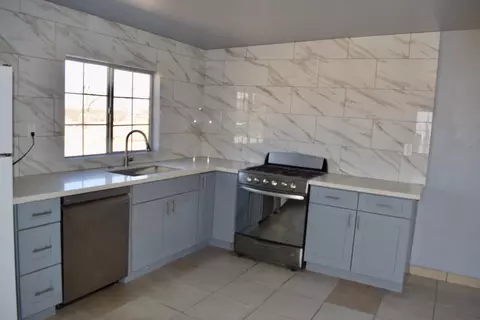 59075 Jana Ln, Landers, CA 92285 photo 8