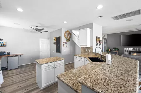 41789 Napoli St, Indio, CA 92203 photo 11