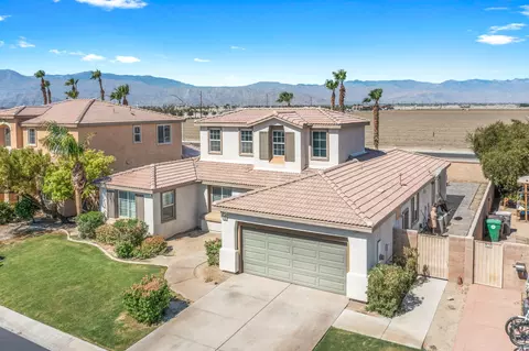 41789 Napoli St, Indio, CA 92203 photo 2