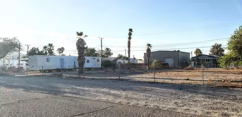 220 Thermal Pl, Thermal, CA 92274