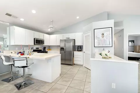 42885 Scirocco Rd, Palm Desert, CA 92211