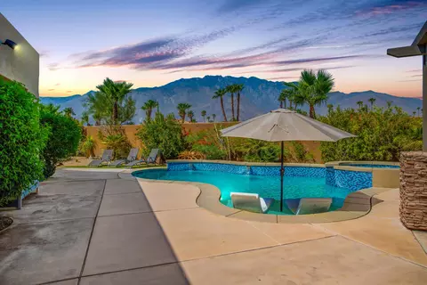 1544 Sienna Ct, Palm Springs, CA 92262